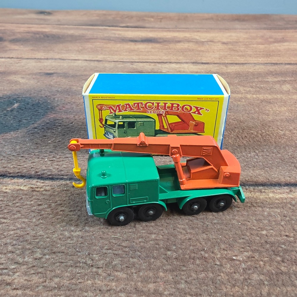 Matchbox 8-Wheel Crane No30 Green Orange Excellent Lesney Made in Englandw/box